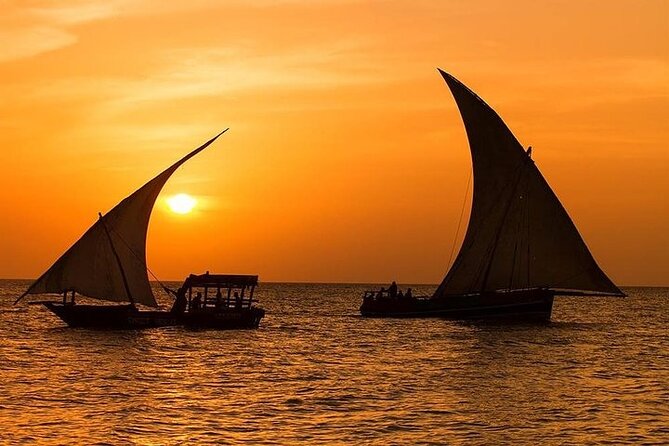 Private Sunset Dhow Cruise in Stone Town Zanzibar - Snacks onboard: small comfort that matters at sunset time