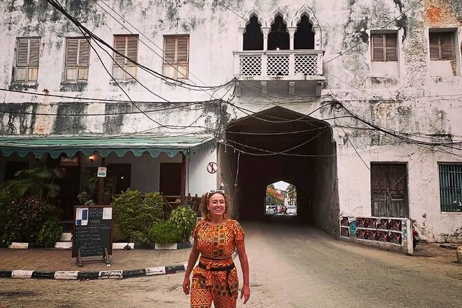 Private Walking Tour Of Stone Town - Old Fort (Ngome Kongwe): Portuguese, Oman Arabs, and Strategy