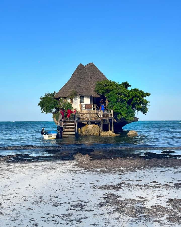 Salam cave turles swimming, paje beach , the Rock Restaurant - Who should book this turtle, beach, and Rock Restaurant combo