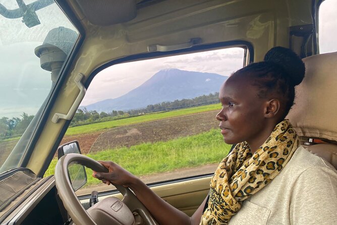Savannah Escape & Active Culture Tour - Day 3 Ngorongoro Crater: a morning descent into a year-round water world