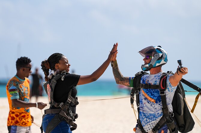 Skydive Zanzibar | Tandem Skydive - The 30 Seconds of Free Fall: What You Can Expect