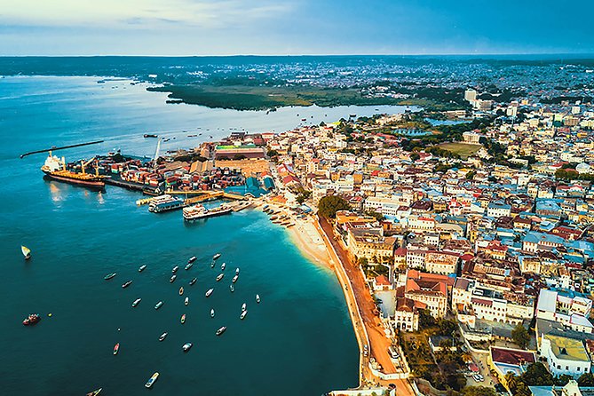 Stone Town and Prison Island Tour (Full Day) - Stone Town at Street Level: Bazaars and the National Museum