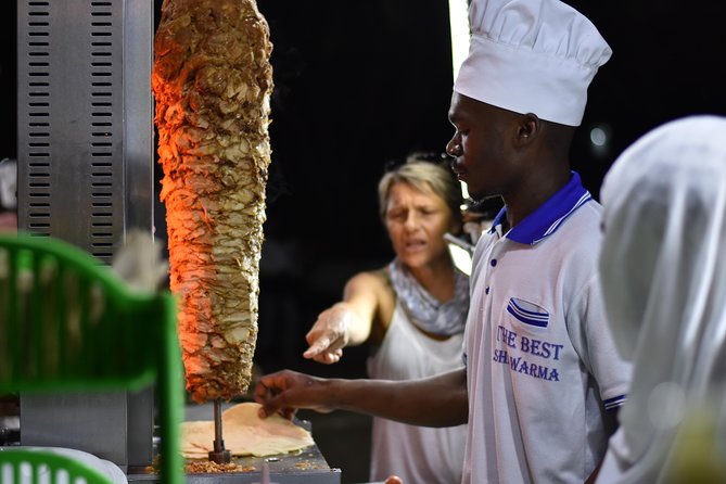 Stone Town Evening Walk Tour With Visit Food Markets - Africa House Sunset Bar: One Included Drink and a Reset