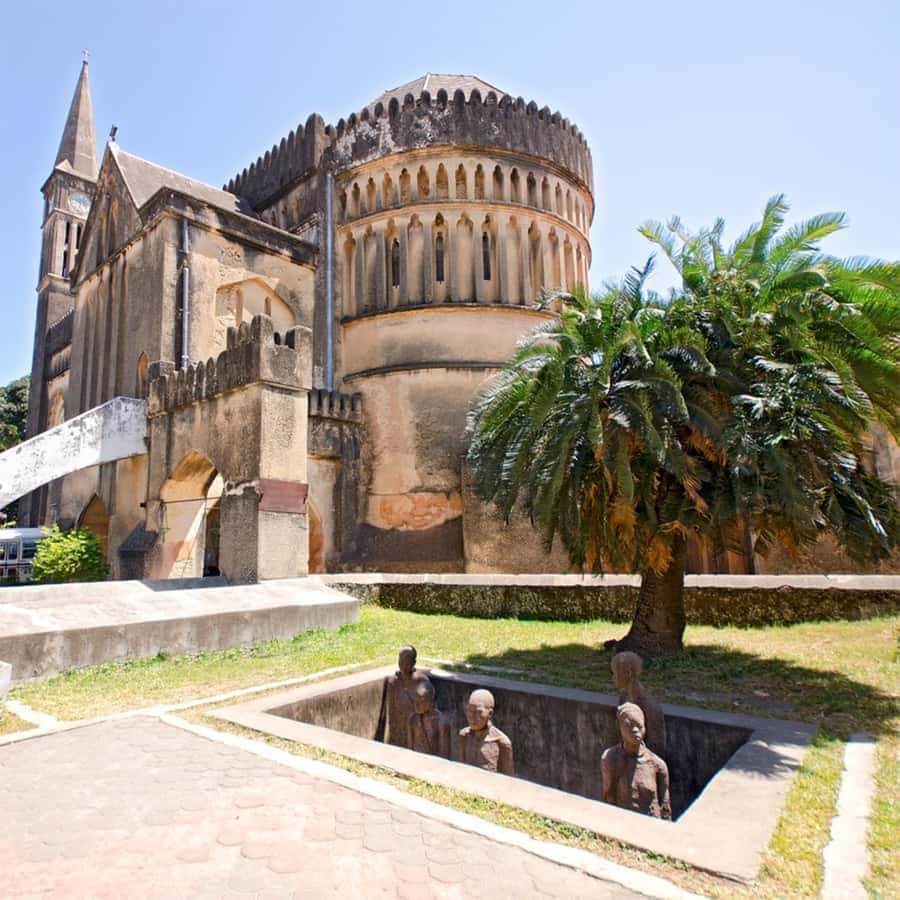 Stone Town Guided Tour: Culture, Slave Market & Spice Market - Forodhani Gardens: The Optional Sunset and Street Food Pause