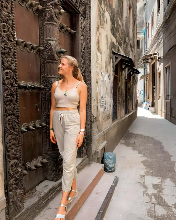 Stone Town: Guided Walking Tour - Guide Quality and Timing: How to Protect Your Experience