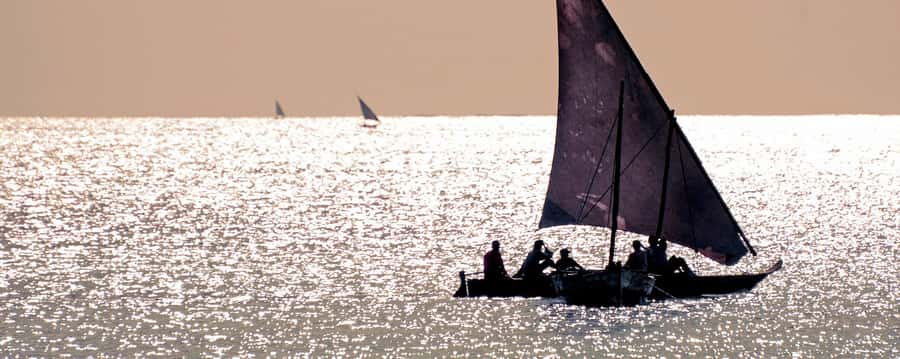 Stone Town: Traditional Dhow Sunset Cruise - Old Fort to Stone Town: How the 5 Hours Unfold