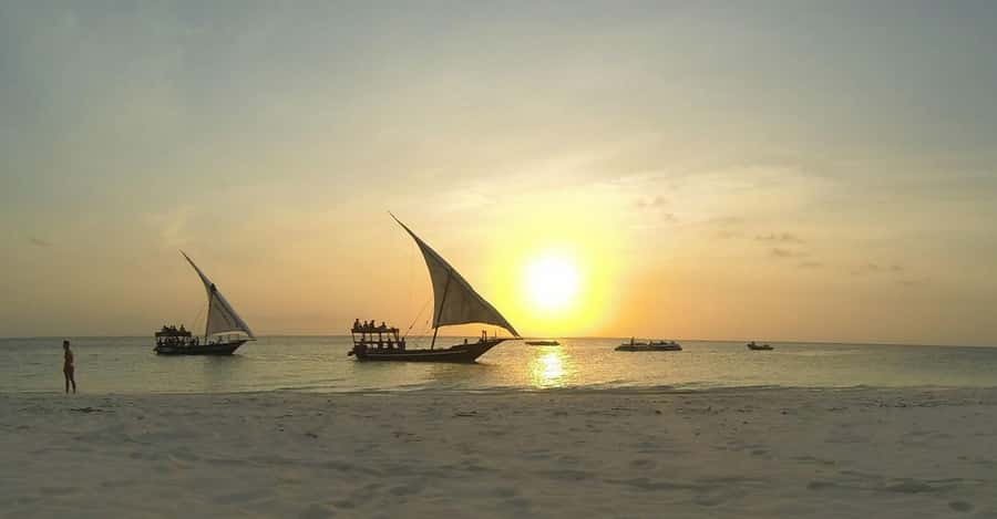Stone Town: Traditional Dhow Sunset Cruise - The 2-Hour Dhow Sail: Sunset, Snacks, and Live Music