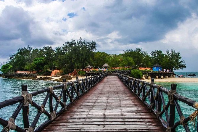 Super Zanzi Nakupenda, Prison Island & Stone Town &Lunch-Zanzibar - Who should book this tour