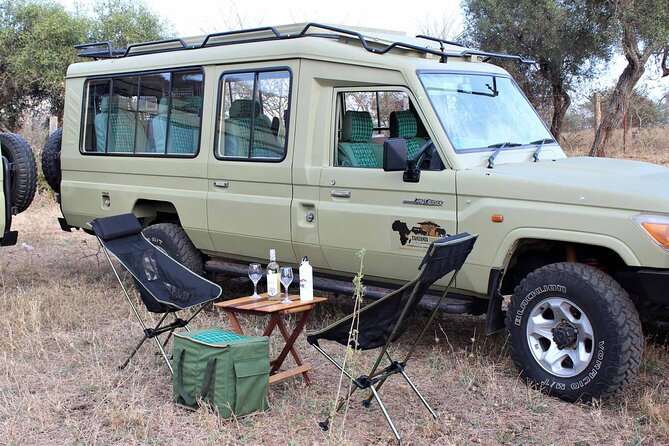 Tanzania - Arusha NP - Private Guided 4x4 Safari - Game Drive & Walking - Rain forest drive for colobus monkeys