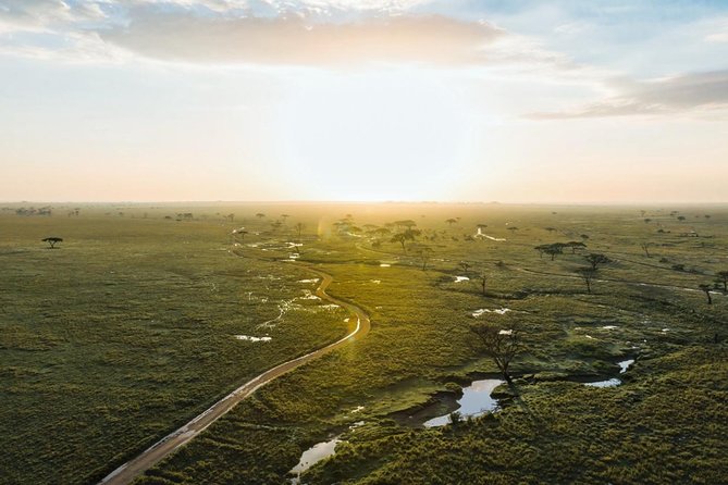 Tanzania Enticing Explorations - 6 Days - The Rift Valley drive to Serengeti: why the journey is part of the story