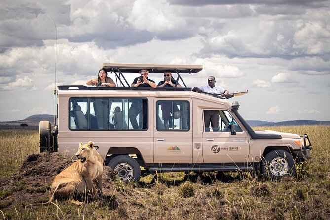 Tanzania Wildlife Encounters - 6 Days - Your private driver-guide: safe driving, hard spotting, and good stories