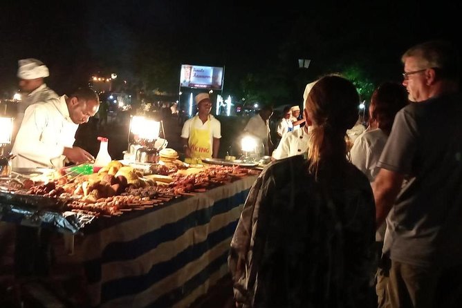 Walking Tour to The heart of Zanzibar ( STONE TOWN CITY) - Stone Town’s night streets, and why 8:00 pm works
