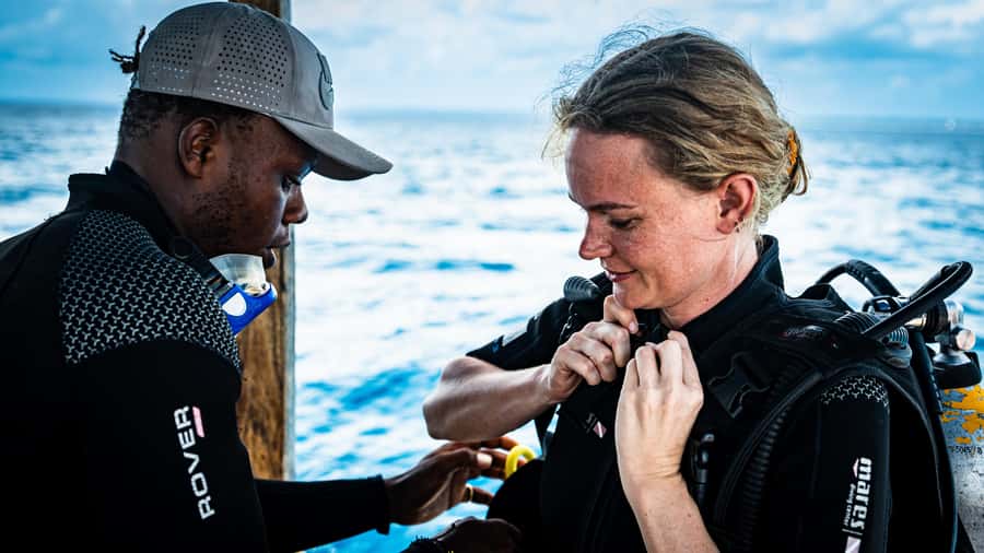 Zanzibar: 1 Day Blue Trip with 2 Stunning Scuba Dives - Two underwater locations, and why that’s better than repetition
