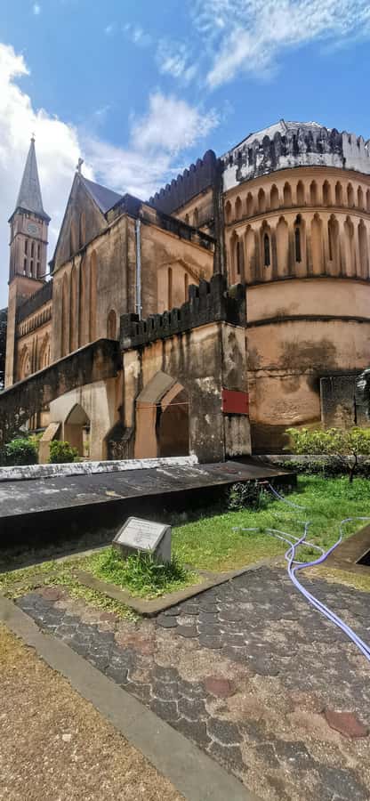 Zanzibar: 3 Hours Private Stone Town walking Tour with Guide - Why Stone Town Feels Different, Even When It’s Small