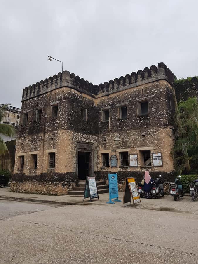 Zanzibar: 3 Hours Private Stone Town walking Tour with Guide - Dark History Stop: The Former Slave Market and the David Livingstone Link