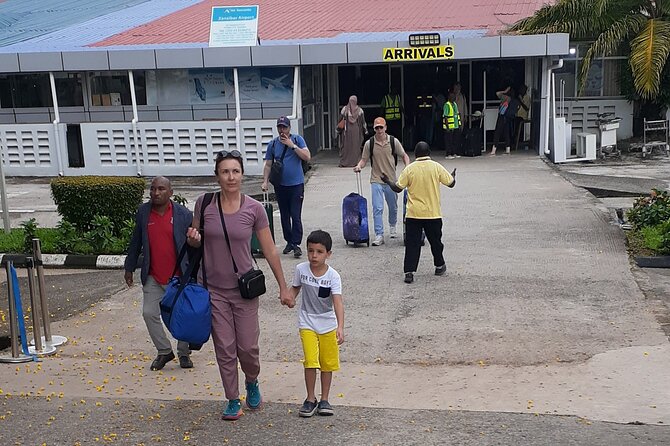 Zanzibar Airport Transfers & Island Shuttles – Book Now - Optional stop up to 15 minutes, useful for quick errands