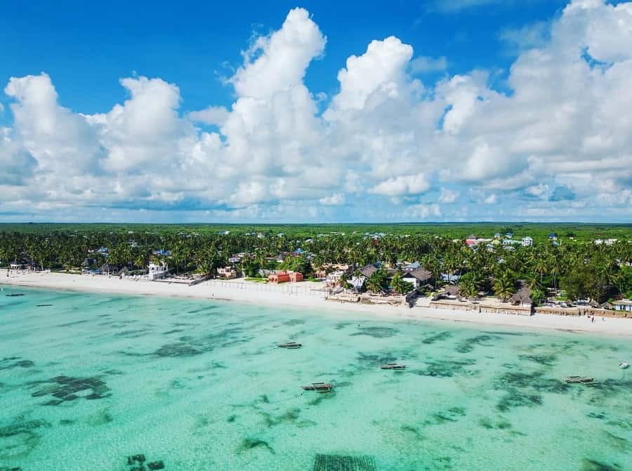 Zanzibar: Blue lagoon, Starfish, Paje Beach and Maalum Cave - Photos at The Rock Restaurant: iconic views, optional spending