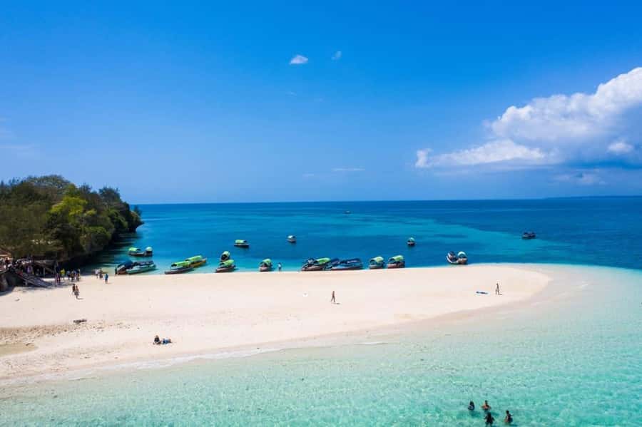 Zanzibar: Combo Zanzi Prison & Nakopenda Island & Stone town - Prison Island: Giant Tortoises and the Quarantine Story