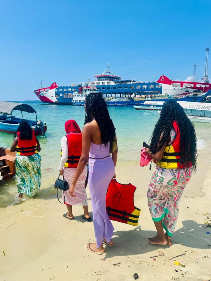 Zanzibar: Day Trip Stone Town, Spice farm,Prison Island - Key Things You’ll Notice on This Zanzibar Day Trip