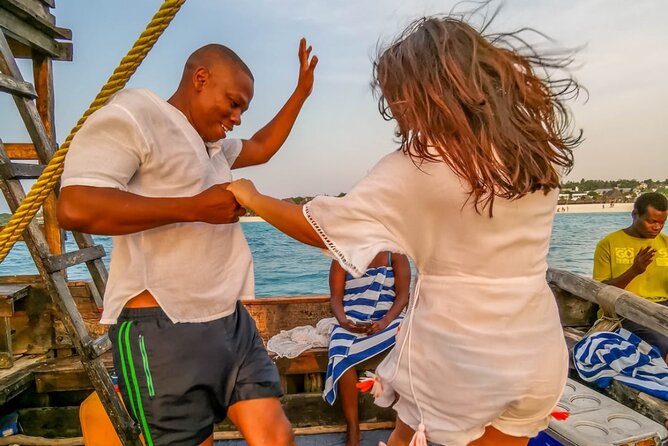 Zanzibar Dhow Evening Sunset Cruise Tour at Nungwi&Kendwa Beach - 3:30 pm start time: how the timing sets up great sunset photos