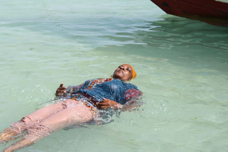 Zanzibar: Horseback Riding and Turtle Aquarium Visit - Bareback Horse Swimming and What the Guides Really Control
