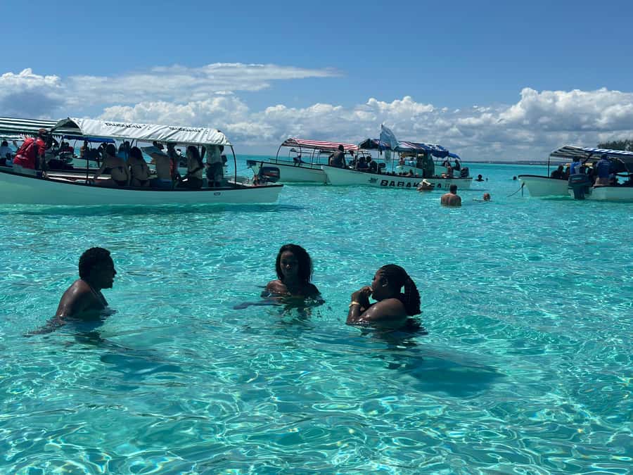 Zanzibar: Mnemba Island Dolphin and Snorkeling Tour - Simple tips to make your day smoother on Mnemba