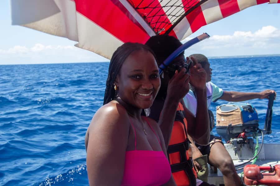 Zanzibar: Mnemba island Snorkeling & Boat Tour with Lunch - Should You Book the Mnemba Snorkeling and Boat Tour With Lunch?