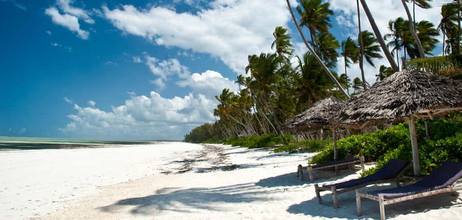 Zanzibar: Nakupenda Sandbank and Prison Island Tour & Lunch - Booking with fewer headaches: what to confirm before pickup