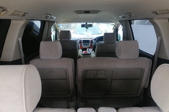 Zanzibar Prime Taxi Services - Meet-and-greet that helps you find your driver at Zanzibar arrival