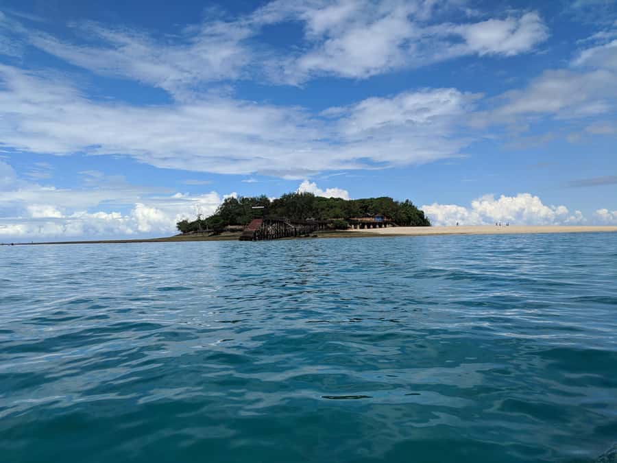Zanzibar: Prison Island Tour with Lunch on the Sandbank - Should you book this Zanzibar Prison Island and sandbank BBQ tour?