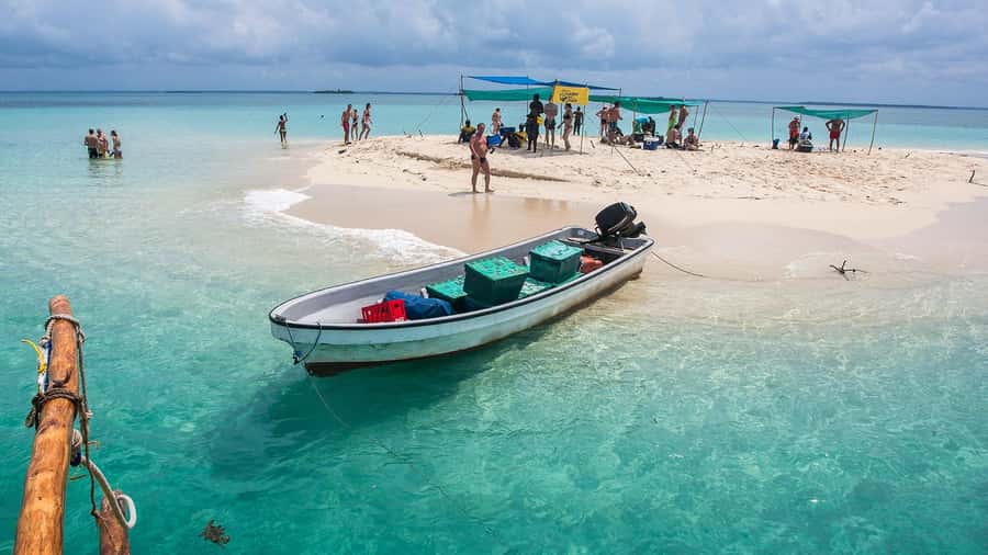 Zanzibar: Safari Blue Day trip with Snorkeling and Lunch - Menai Bay Conservation Area: Why this cruise is worth your time