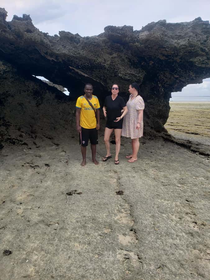 Zanzibar: Safari Blue Day trip with Snorkeling and Lunch - What to bring, what to wear, and how to maximize your water time