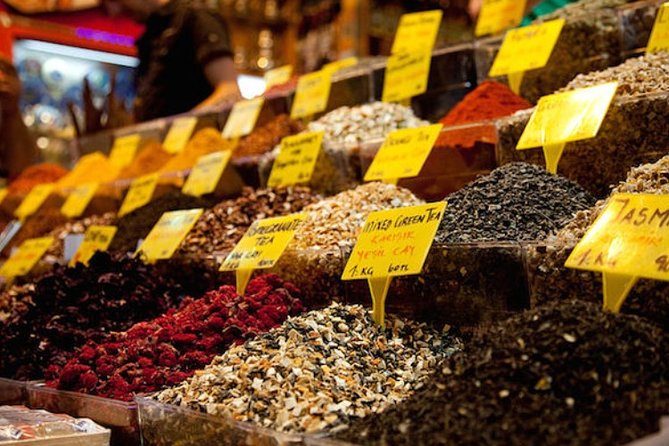 Zanzibar Spice Farm Half-Day Walking Tour - Sampling spices and fruit, plus the real story behind expensive cloves