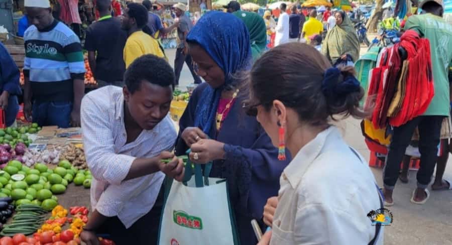 Zanzibar: Spice Farm Tour with Cooking lesson - Lunch, tropical fruits, and cultural music and dance
