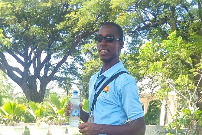 Zanzibar Stone Town Walking Tour - Freddie Mercury Museum: music history with a Zanzibar twist