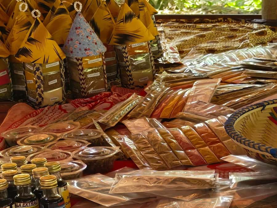 Zanzibar: The Swahili Spice Experience - Spice Tour + Culinary Journey - Drinks at the bar: frozen margarita energy and spice tea